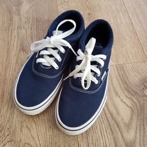 Vans "of the wall" sneakers /tennis shoes
